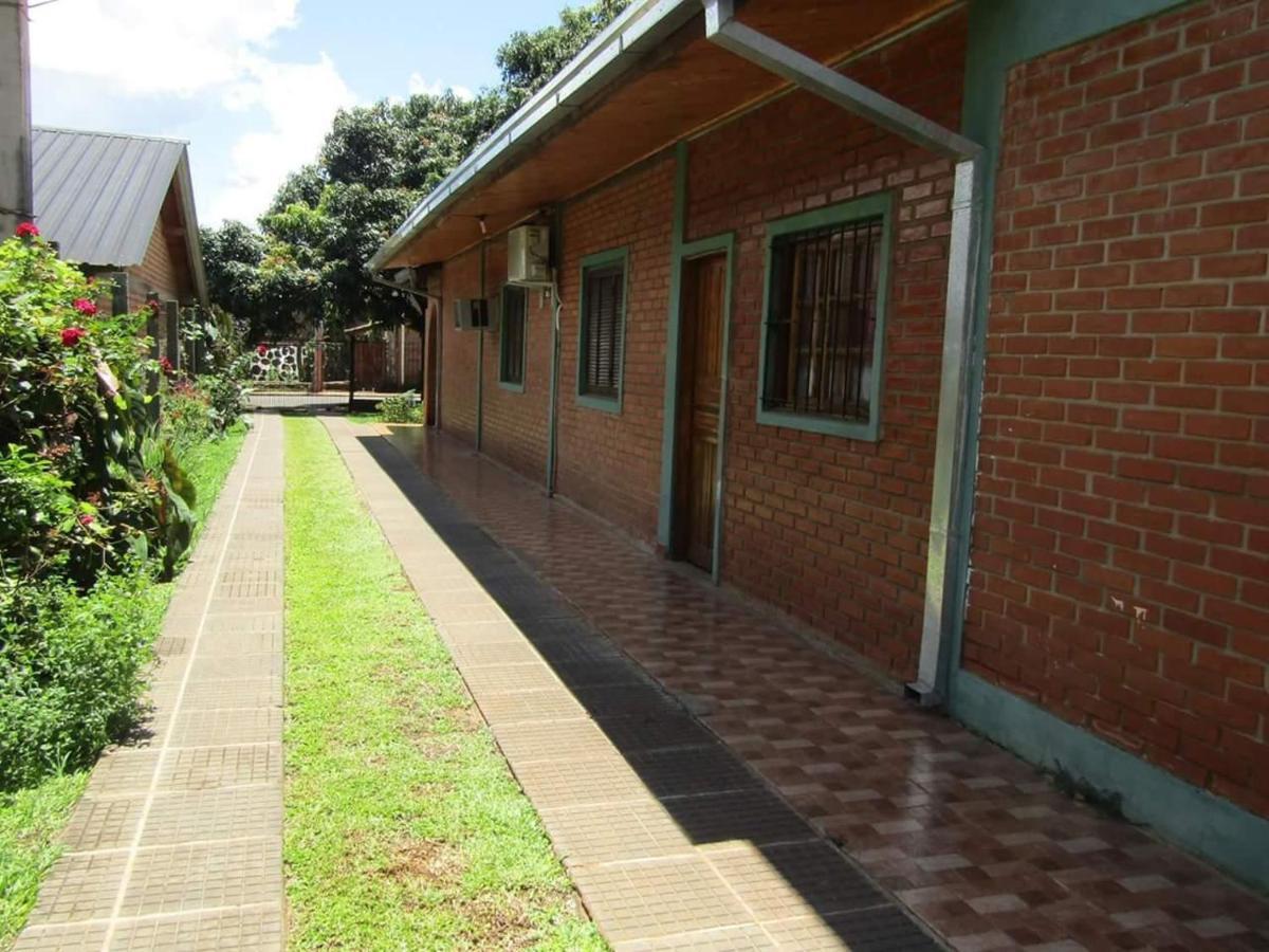 Cabanas Dorys Cataratas Del Iguazu Пуэрто-Игуасу Экстерьер фото