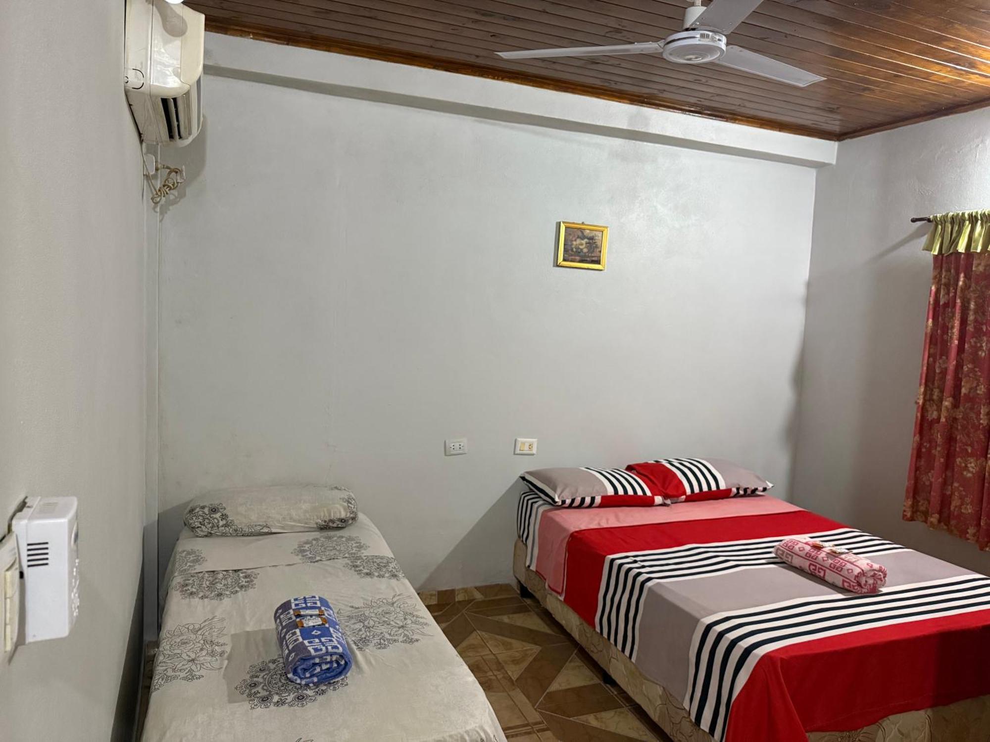 Cabanas Dorys Cataratas Del Iguazu Пуэрто-Игуасу Экстерьер фото